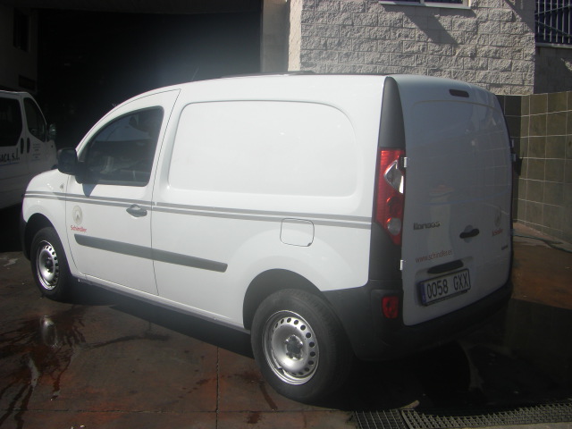 vista trasera izquierda RENAULT KANGOO INDUSTRIAL CONFORT 1.5 DCI 70CV