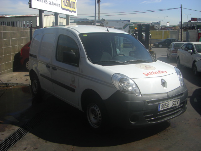 vista delantera derecha RENAULT KANGOO INDUSTRIAL CONFORT 1.5 DCI 70CV