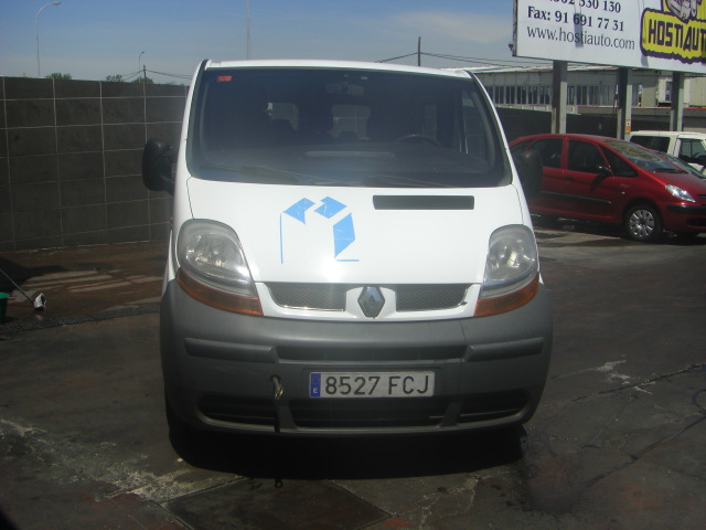 vista delantera RENAULT TRAFIC 1.9 DCI 100CV