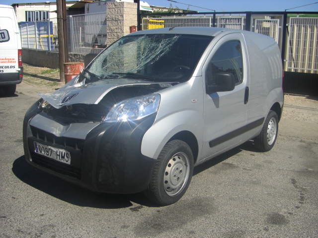 vista delantera izquierda PEUGEOT BIPPER 1.3 HDI INDUSTRIAL 75CV