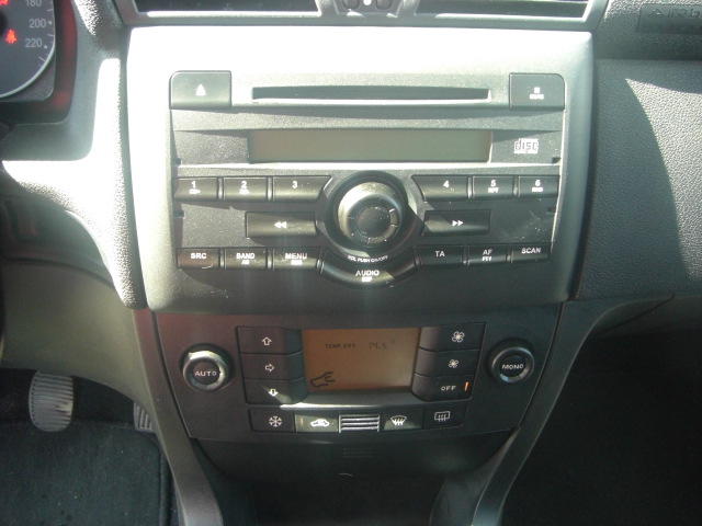 vista cd y clima vista interior derecho FIAT STILO 1.9 JTD 115CV