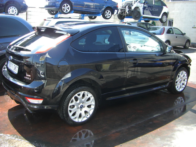 vista trasera derecha FORD FOCUS LA TVALA 1.8 TDCI 115CV