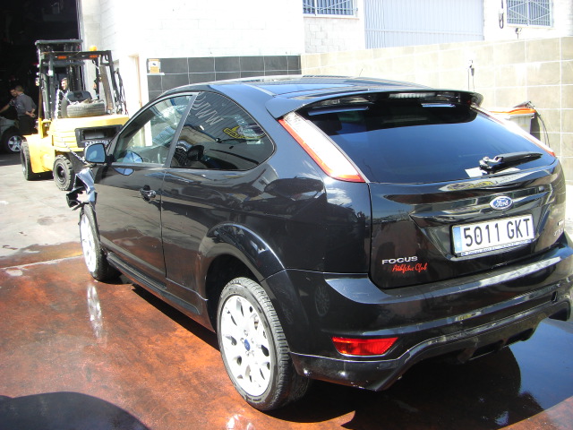 vista trasera izquierda FORD FOCUS LA TVALA 1.8 TDCI 115CV