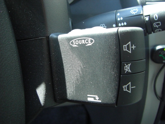 vista mandos audio en volante RENAULT MEGANE 1.6 GASOLINA 113CV