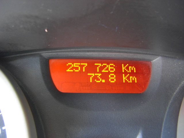 vista km RENAULT MEGANE 1.6 GASOLINA 113CV