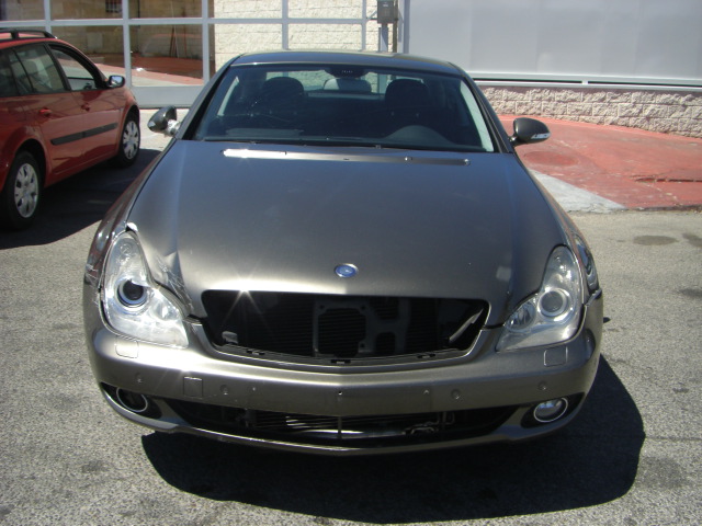 vista delantera MERCEDES BENZ CLS 350 CGI 3.5 292CV GASOLINA AUTOMATICO