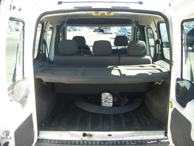 vista interior FORD TRANSIT CONET TOURNEO COMBI 1.8 TDCI 75CV