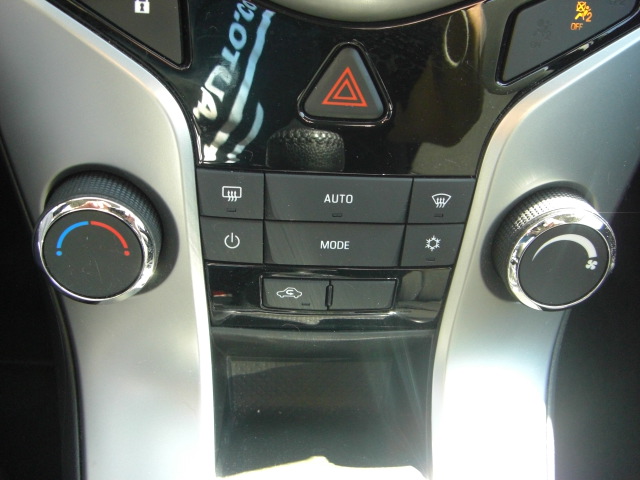 vista clima CREVROLET CRUZE 1.6 GASOLINA 124CV