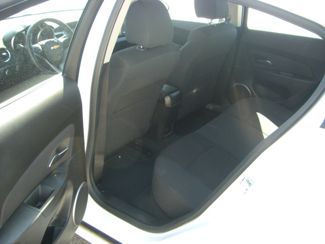 vista interior trasero CREVROLET CRUZE 1.6 GASOLINA 124CV