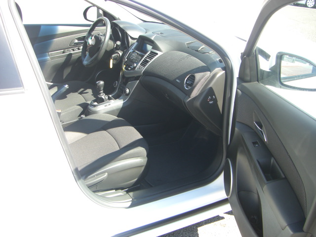 vista interior derecho CREVROLET CRUZE 1.6 GASOLINA 124CV