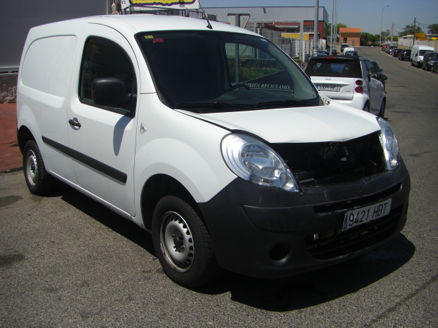 vista delantera derecha RENAULT KANGOO CONFORT FURGON 1.5 DCI 70CV