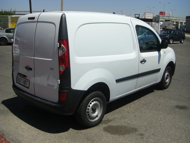vista trasera derecha RENAULT KANGOO CONFORT FURGON 1.5 DCI 70CV