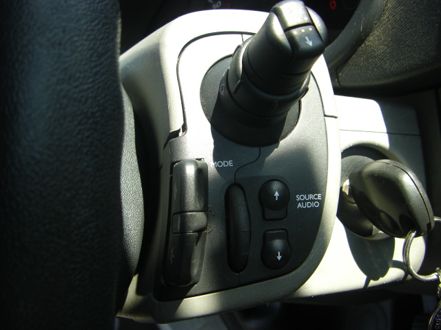 vista mandos audio en volante RENAULT KANGOO 1.5 DCI 70CV FURGON 