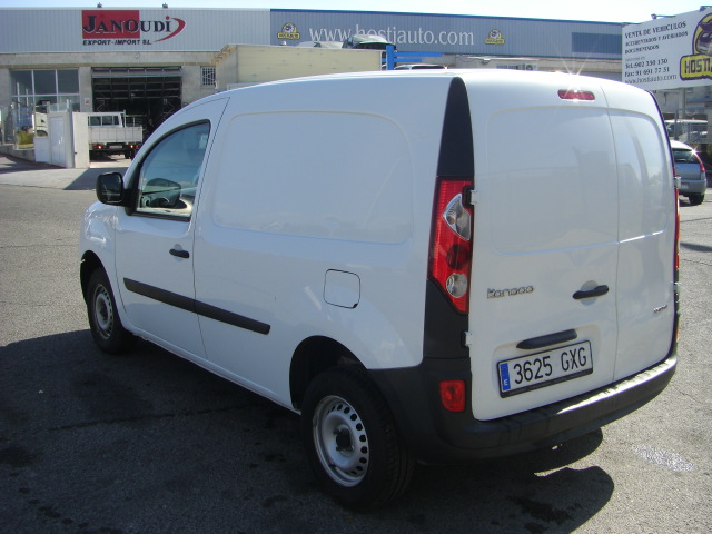 vista trasera izquierda RENAULT KANGOO 1.5 DCI 70CV FURGON 