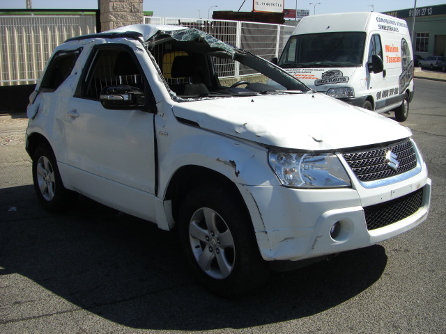 vista delantera derecha SUZUKI GRAND VITARA 1.9 DDIS 129CV
