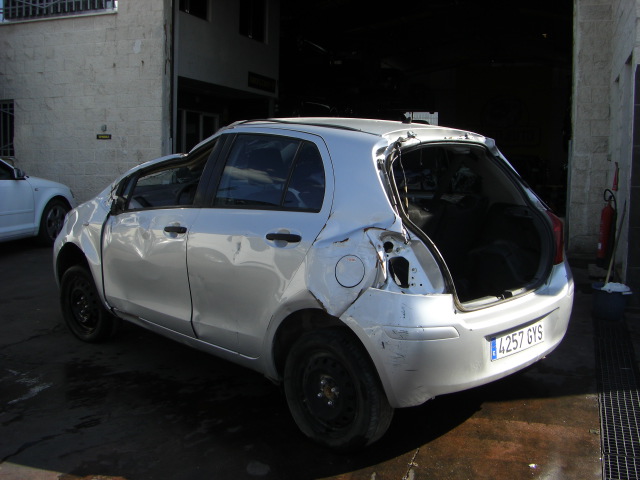 TOYOTA YARIS LIFE 1.4 90CV