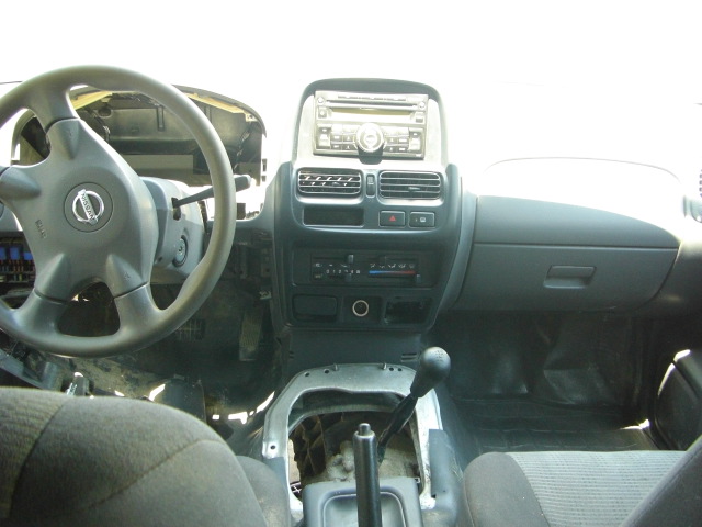 vista salpicadero NISSAN NAVARA NP 300 PICKUP 2.5 CONFORT