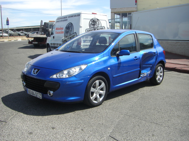 VISTA DELANTERA IZQUIERDA PEUGEOT 307 1.6 HDI 90CV