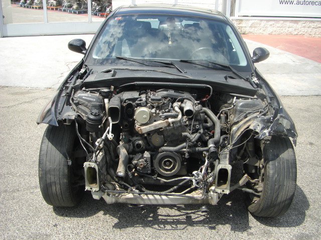 vista delantera BMW 118D 2.0 122CV