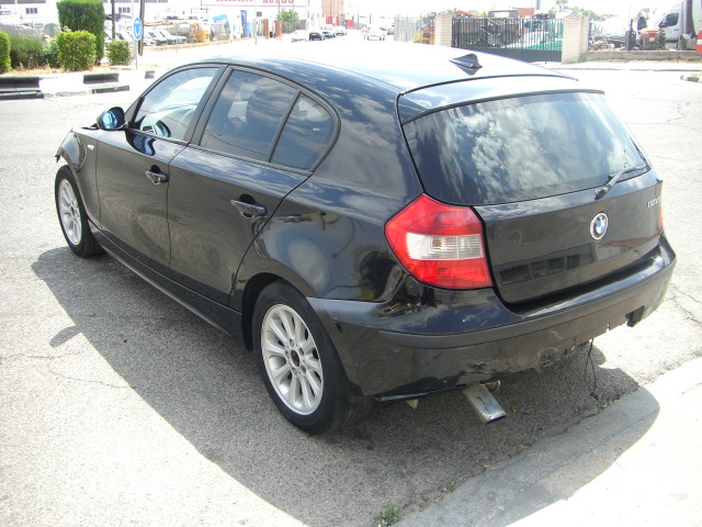 vista trasera izquierda BMW 118D 2.0 122CV