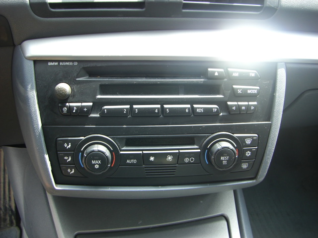 vista cd y clima BMW 118D 2.0 122CV