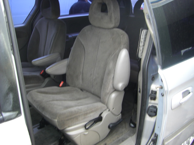 vista interior trasero CRYSLER VOYAGER 2.5 SE CRD 141CV 7PLAZAS