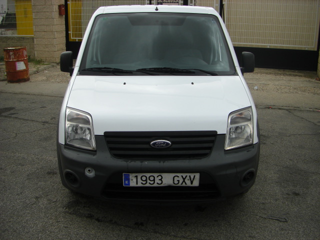 vista delantera FORD TOURNEO CONNECT 1.8 TDCI 75CV 