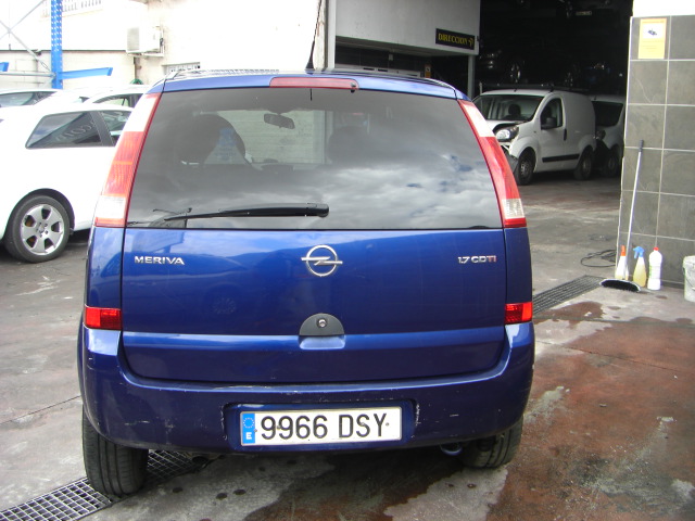 vista trasera OPEL MERIVA 1.7 CDTI 100CV 