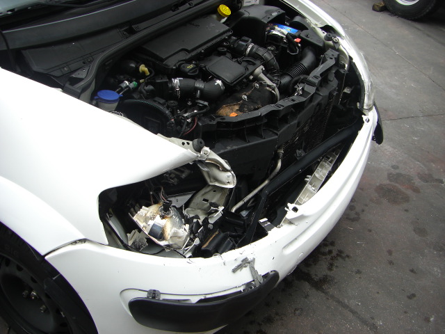 vista motor lado golpe CITROEN C-3 1.4 HDI FURIO 70CV