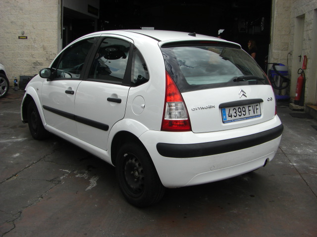 vista trasera izquierda CITROEN C-3 1.4 HDI FURIO 70CV