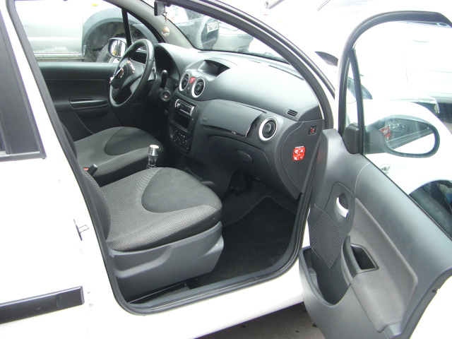 vista interior derechoCITROEN C-3 1.4 HDI FURIO 70CV 