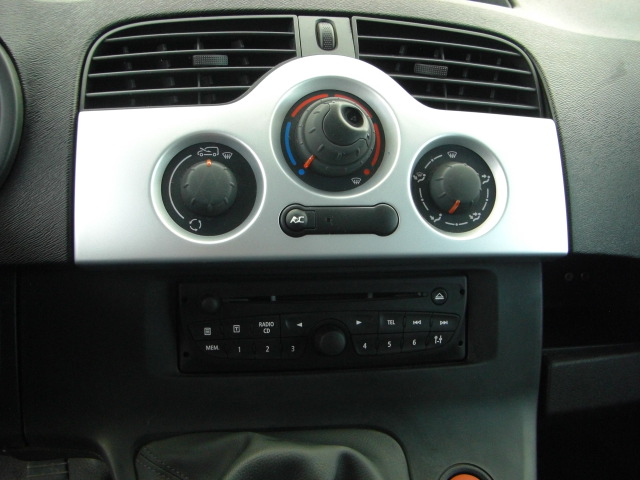 vista a/c RENAULT KANGOO INDUSTRIAL 1.5 DCI 70CV
