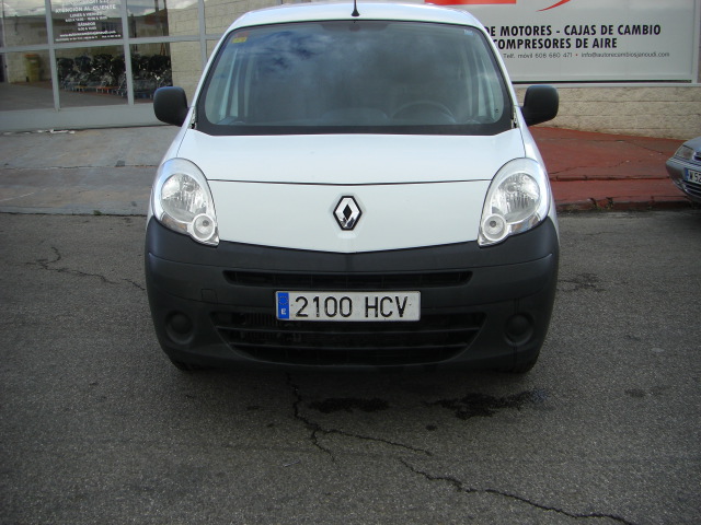 vista delantera RENAULT KANGOO INDUSTRIAL 1.5 DCI 70CV