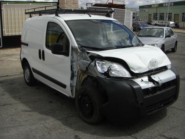 vista delantera derecha FIAT FIORINO CARGO 1.3 MULTIJET 75CV