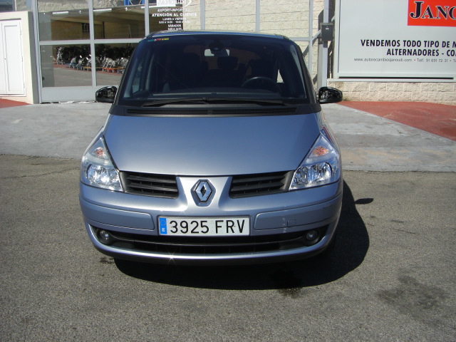 vista delantera RENAULT ESPACE 2.2 DCI 150CV 7PLAZAS