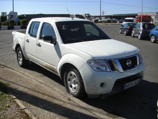 NISSAN NAVARA 4X4 2.5 DCI 190CV CONFORT DOBLE CABINA