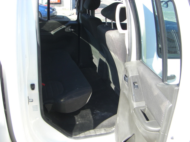 NISSAN NAVARA 4X4 2.5 DCI 190CV CONFORT DOBLE CABINA