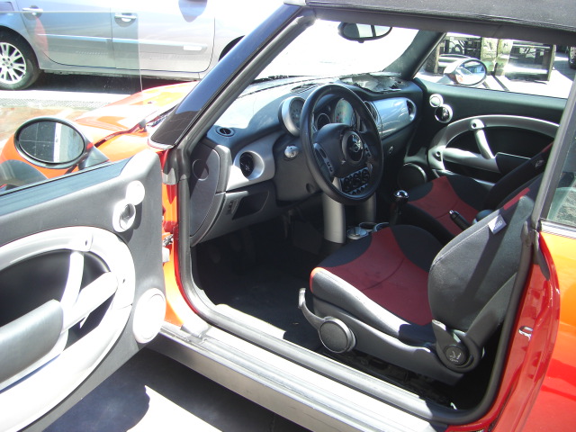 vista interior izquierdo MINI ONE CABRIO 1.6 GASOLINA 90CV