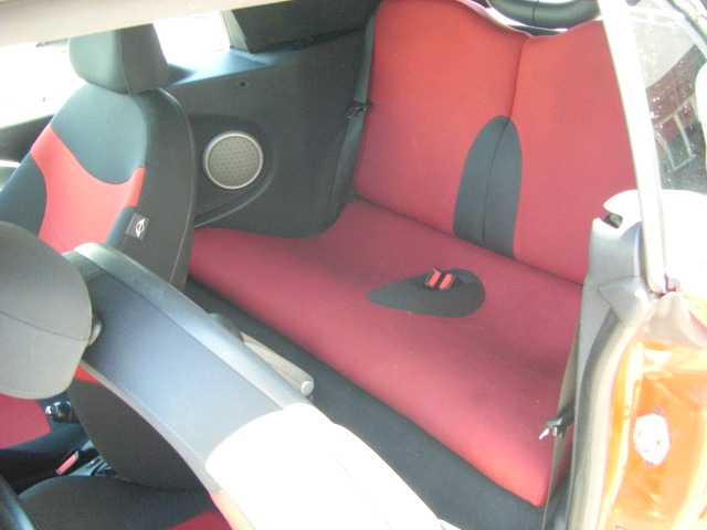 vista interior trasero MINI ONE CABRIO 1.6 GASOLINA 90CV