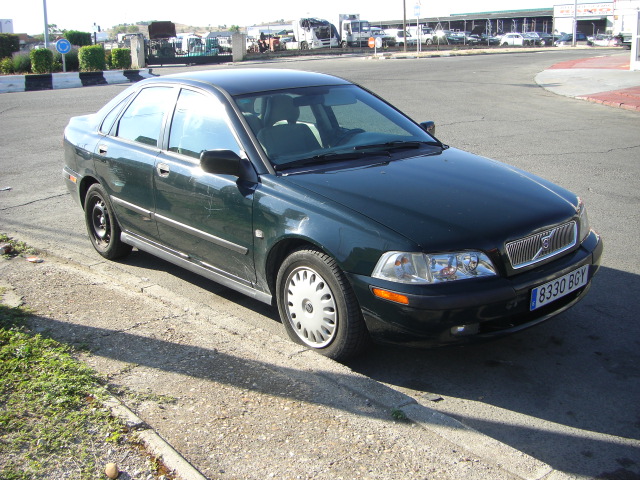 vista delantera derecha vista salpicadero VOLVO S40 1.8 GASOLINA 122CV