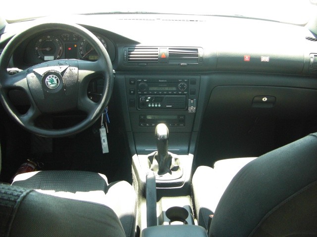 vista salpicadero SKODA SUPERB 1.9 TDI 105CV