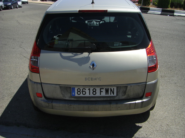 vista trasera RENAULT SCENIC 1.5 DCI DINAMIQUE 105CV