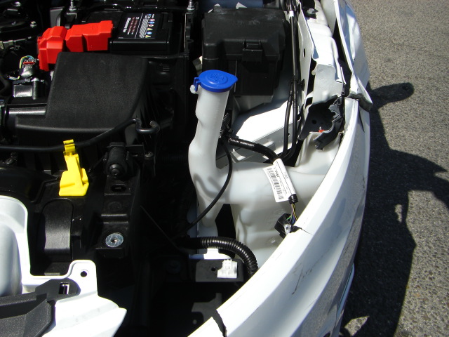 vista motor lado golpe FORD FIESTA TREND 1.6 TDCI 95CV