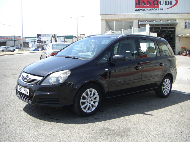 vista delantera izquierda OPEL ZAFIRA 1.9 CDTI ENJOY 120CV