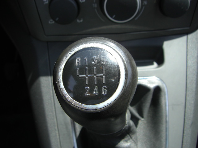 vista cambio OPEL ZAFIRA 1.9 CDTI ENJOY 120CV