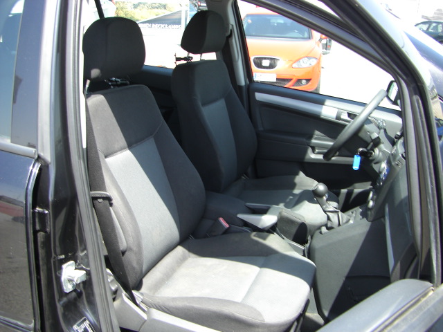 vista interior derecho OPEL ZAFIRA 1.9 CDTI ENJOY 120CV