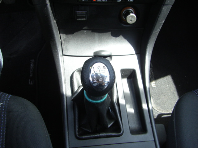 vista cambio MAZDA 3 1.6 DIESEL 108CV