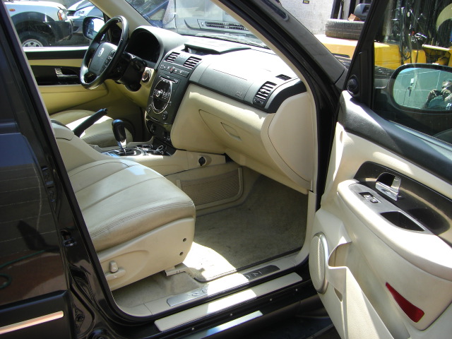 vista interior derecho SSANGYOUNG REXTON 3.0 AWD 186CV AUTOMATICO