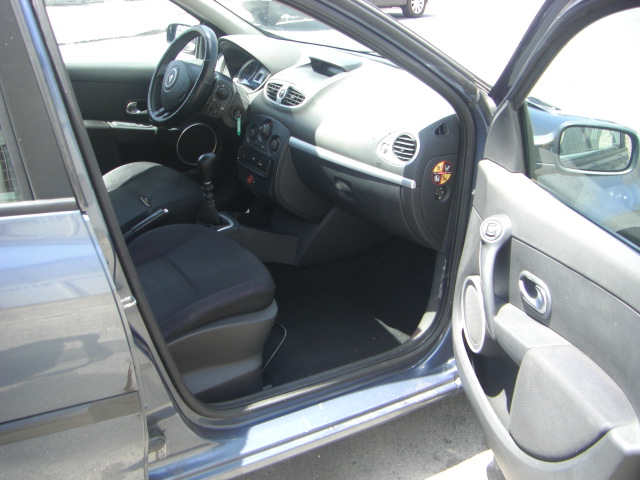 vista interior derecho RENAULT CLIO 1.5 DCI 107CV