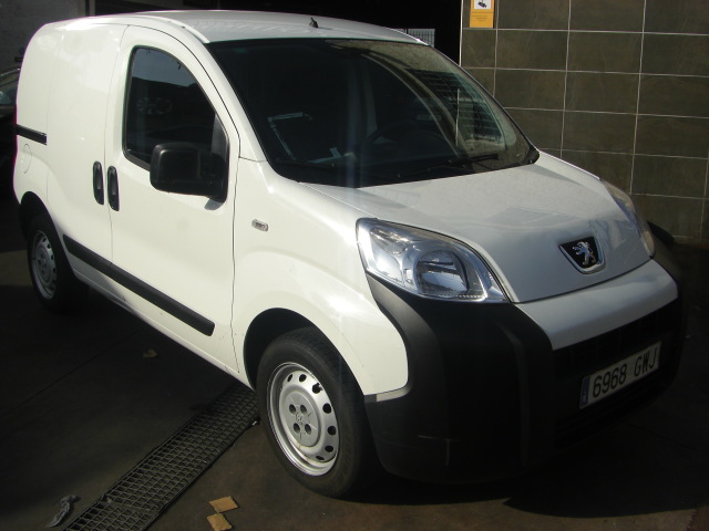 vista delantera derecha PEUGEOT BIPPER INDUSTRIAL 1.4 HDI 70CV